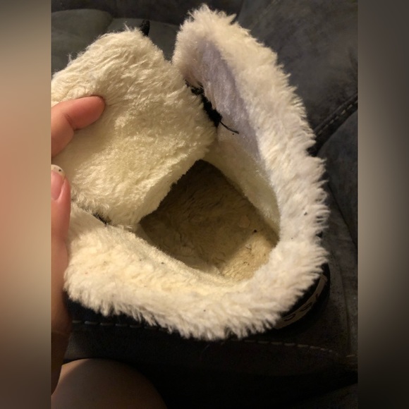 SQL Size 9 Women’s Black Fur-Lined Winter Boot - Picture 5 of 8